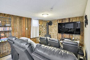 Pet-friendly Buena Vista Home w/ Yard & Hot Tub!