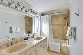 Pet-friendly Buena Vista Home w/ Yard & Hot Tub!