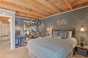 Ski Shuttle & Pool: Modern Silverthorne Condo!