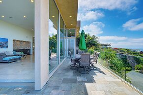 Pool & Coastline Views: Luxe La Jolla Home