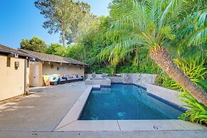 Pool & Coastline Views: Luxe La Jolla Home