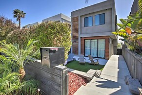 Chic San Diego Abode Rooftop Balcony + Bay Views!