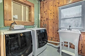 Updated North Beach Cottage: Pet Friendly!