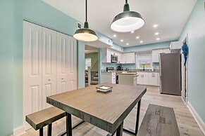 Updated North Beach Cottage: Pet Friendly!