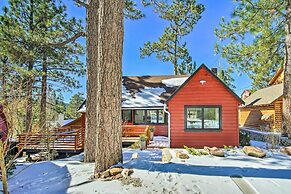 < 1 Mi to Big Bear Lake: Cabin w/ Hot Tub