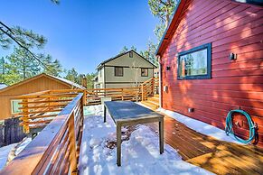 < 1 Mi to Big Bear Lake: Cabin w/ Hot Tub