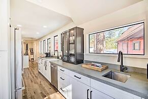 < 1 Mi to Big Bear Lake: Cabin w/ Hot Tub