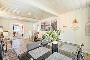 < 1 Mi to Big Bear Lake: Cabin w/ Hot Tub