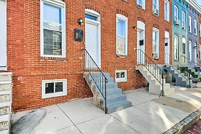 Central & Trendy Baltimore Townhome: Pets OK!
