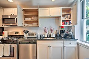 Central & Trendy Baltimore Townhome: Pets OK!