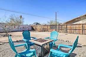 Cali Desert Oasis w/ Hot Tub + Mtn Views!