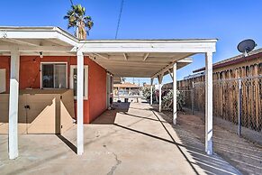 Cali Desert Oasis w/ Hot Tub + Mtn Views!