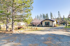 Quiet Challenge-brownsville Home Near Collins Lake