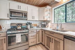 Family Cabin in Blue Lake Springs, Near Town!