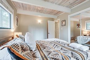 Family Cabin in Blue Lake Springs, Near Town!