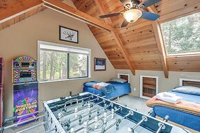 Family Cabin in Blue Lake Springs, Near Town!