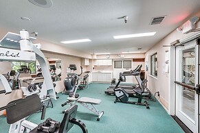 Family Cabin in Blue Lake Springs, Near Town!