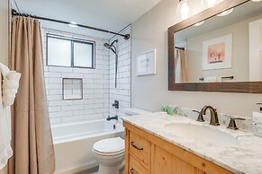 Family Cabin in Blue Lake Springs, Near Town!