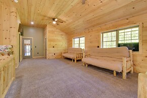 Stunning North Rose Retreat w/ Fishing Pond!