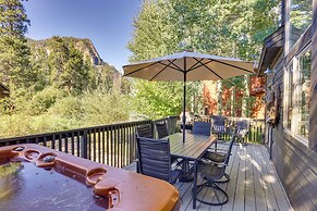 Walk to Main St: Frisco Home w/ Hot Tub & Deck!