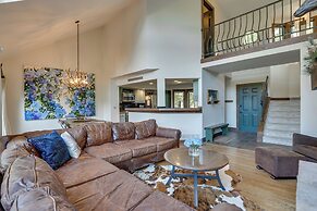 Walk to Main St: Frisco Home w/ Hot Tub & Deck!