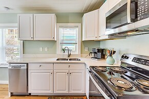 Outdoor Bar & Heated Pool: Bradenton Beach Home