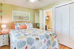 Outdoor Bar & Heated Pool: Bradenton Beach Home