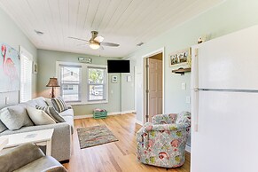 Outdoor Bar & Heated Pool: Bradenton Beach Home