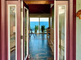Direct Oceanfront, Big Island Home