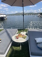 Marina Palace Teques