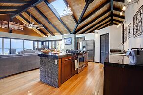 Kailua-kona House w/ Balcony & Ocean Views!