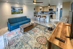 High-end Resort Condo Nestled on Molokai Shoreline