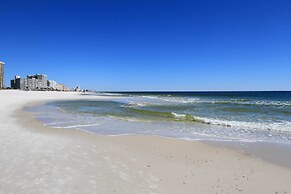 Gulf Shores Condo: Walk to Beach, The Hangout