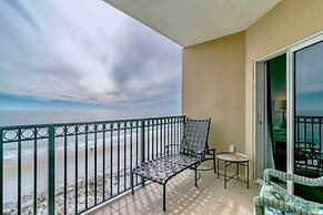 Beachfront Gulf Shores Condo w/ Pool