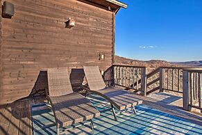 Updated Cabin w/ 360-degree Mtn View: 1 Mi to Lake