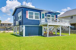 1 Mi to Shore: Bright Jamaica Beach Getaway!