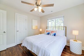 Fayetteville Retreat w/ Yard - Walk to Campus!