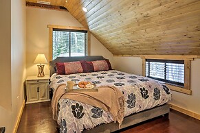 Truckee Family Home, Walk to Lake + 5 Mi to Skiing