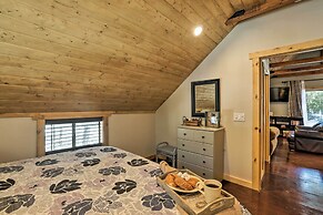 Truckee Family Home, Walk to Lake + 5 Mi to Skiing