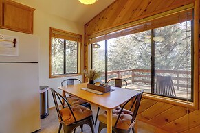 Idyllwild Cabin w/ Deck & Tahquitz Peak Views