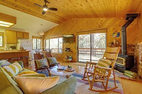 Idyllwild Cabin w/ Deck & Tahquitz Peak Views