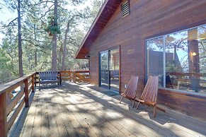 Idyllwild Cabin w/ Deck & Tahquitz Peak Views