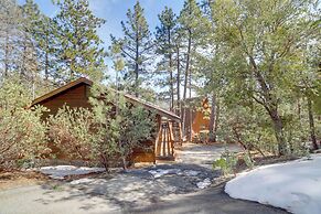 Idyllwild Cabin w/ Deck & Tahquitz Peak Views