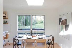 Modern Hideaway w/ Deck + State Forest Access