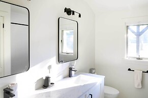 Modern Hideaway w/ Deck + State Forest Access