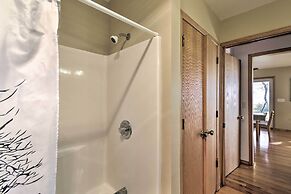 Charming Neenah House w/ Porch on Lake Winnebago!