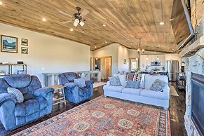 Balconies & Idyllic Views: Grand Lake Haven!