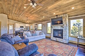 Balconies & Idyllic Views: Grand Lake Haven!