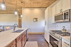 Balconies & Idyllic Views: Grand Lake Haven!