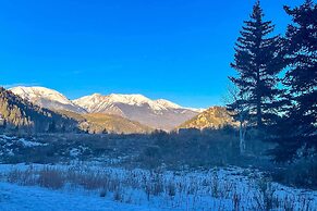 Keystone Condo w/ Patio & Mountain Views!